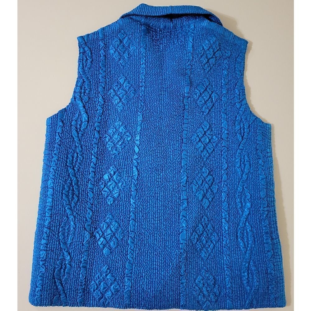 Magic Woman Turquoise Vest - Picture 10 of 10